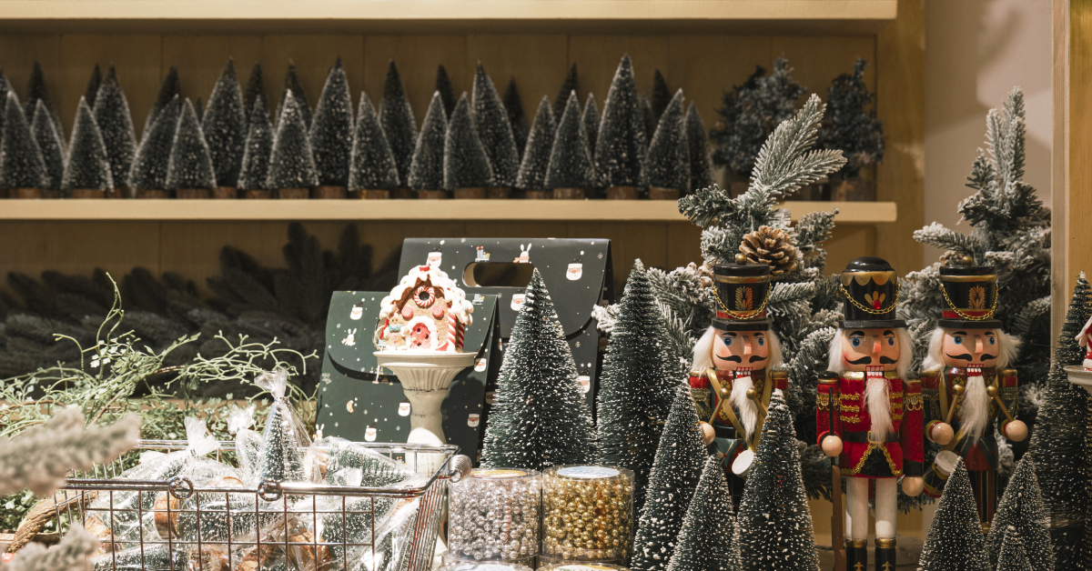 Central: The Original Store เปิดโหมด On Holiday 2023 จัดงาน The Original Santa & His Hobbies เนรมิตงานวัดฝรั่งและมุมถ่ายรูปสุดคิวต์ให้แวะ