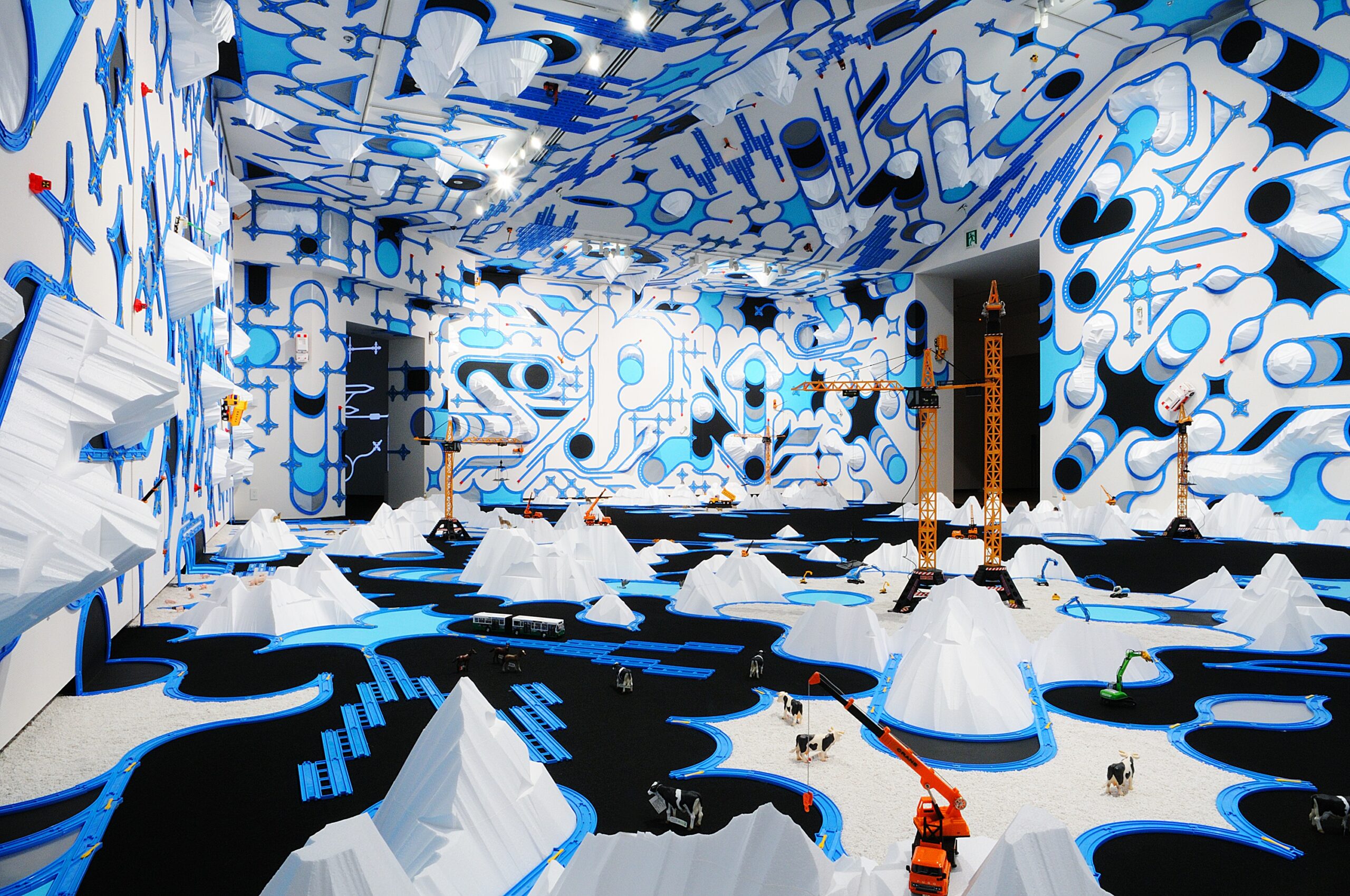 ชวนไปดู 3 งานศิลปะต้อนรับลมหนาวที่ Thong Lor Art Space