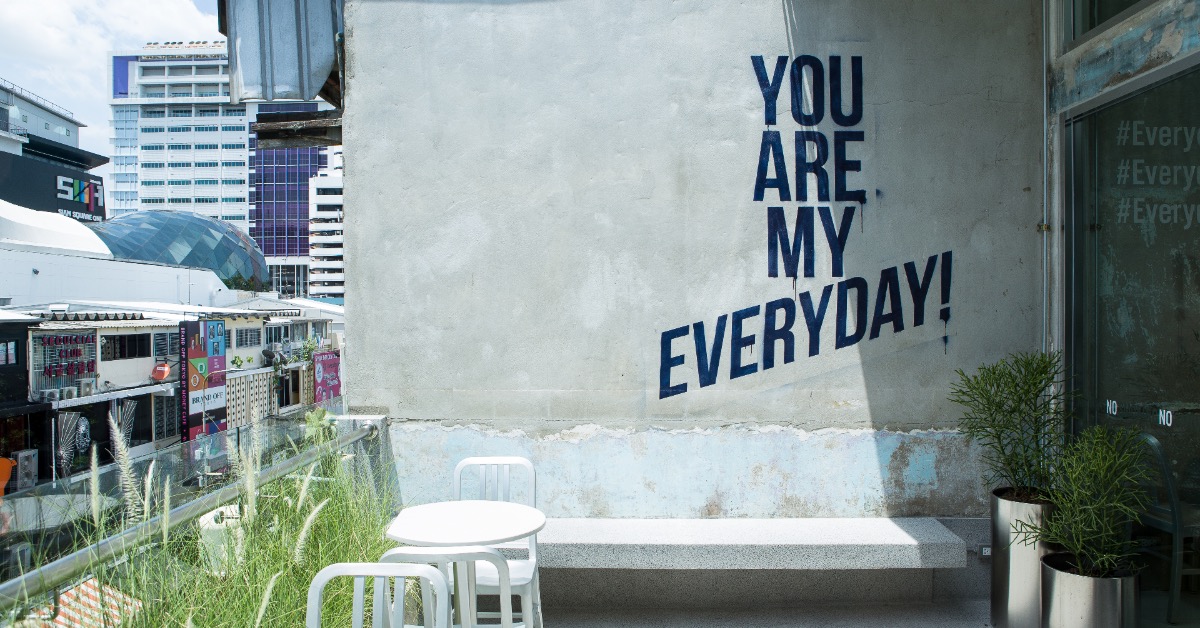 พาไปบุกทุกชั้นใน Everyday I Love My Life แฟลกชิปสโตร์ 4 ชั้นเต็ม ๆ สำหรับสาวก Karmakamet โดยเฉพาะ