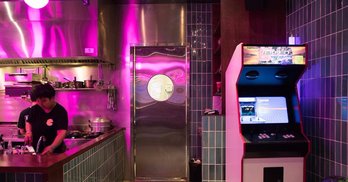 พาไปดู 2 ร้านใหม่ของ 72 Courtyard ที่ควรชวนแก๊งค์เพื่อนไปแฮงค์เอ้าท์