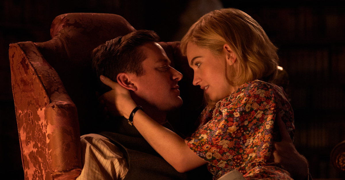 Rebecca: การหยิบเรื่องเราสองสามคนมาเล่าใหม่ ที่ความลึกลับของผู้ล่วงลับยังไม่จากไปไหนในปี 2020