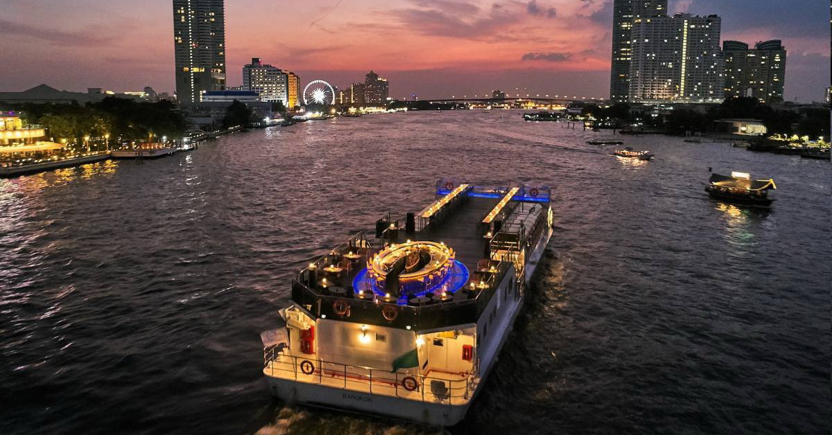 ชวนไปดื่มด่ำกับความงามของแม่น้ำเจ้าพระยาหลังปลดล็อก กับคอร์สดินเนอร์บนเรือ Saffron Cruise