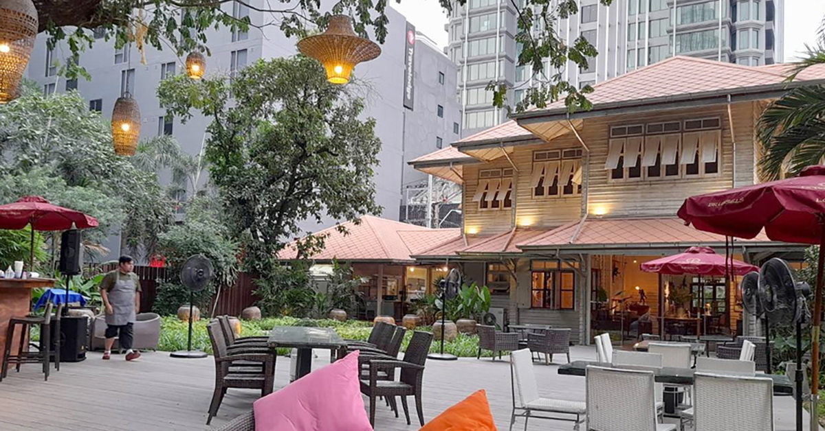 Monkey Pod บ้านไม้สักสมัยสงครามโลก พิกัดชิลล์เอาต์ (ลับ) แห่งใหม่ในซ.สุขุมวิท 13