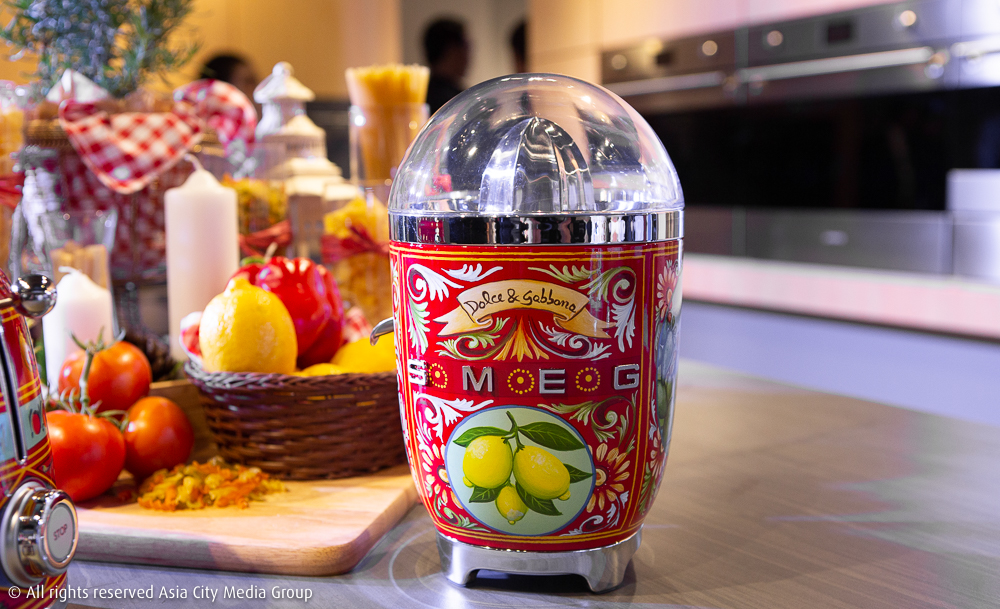 วางขายในไทยแล้ว ! พาส่องไอเทมเด็ด ๆ ในคอลเลกชัน Sicily is my love จาก Smeg x Dolce & Gabbana