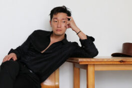 ผู้กำกับ นักธุรกิจรุ่นที่ 3 ลูกรักของคุณแม่: ทำความรู้จักนักแสดง ซนซอกกู จากซีรีส์ Big Bet ให้มากขึ้นอีกนิด