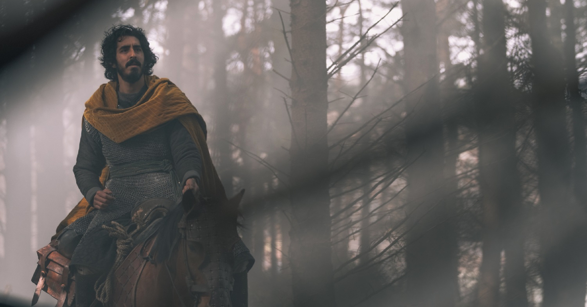 การรับคำท้า การเดินทาง และบททดสอบ: ชวนตั้งคำถามถึงเกียรติยศและความดีงามไปกับ The Green Knight หนังสายอาร์ตที่พาเราไปค้นก้นบึ้งของความเป็นมนุษย์