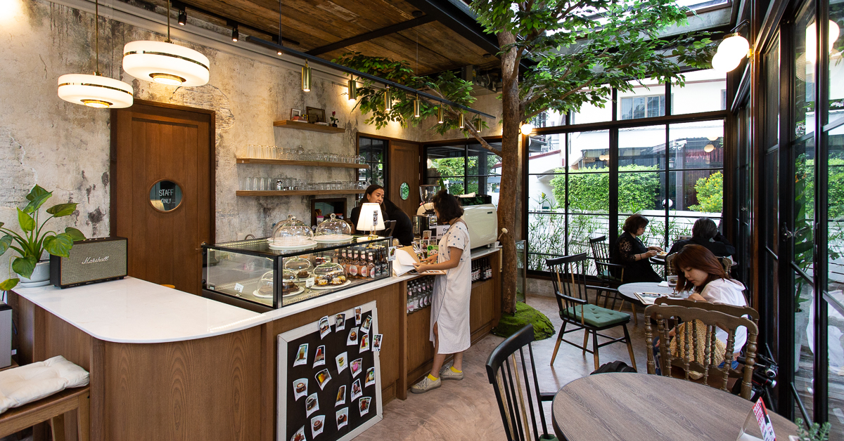 สัมผัสความแตกต่างแต่ลงตัวกับ The Oqposite คาเฟ่เปิดใหม่ย่านนางเลิ้ง