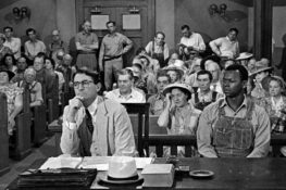 ย้อนเวลาไปกับ To Kill a Mockingbird หนังคลาสสิกของอเมริกันชนที่คนทั่วโลกดูแล้วรู้สึกเชื่อมโยง