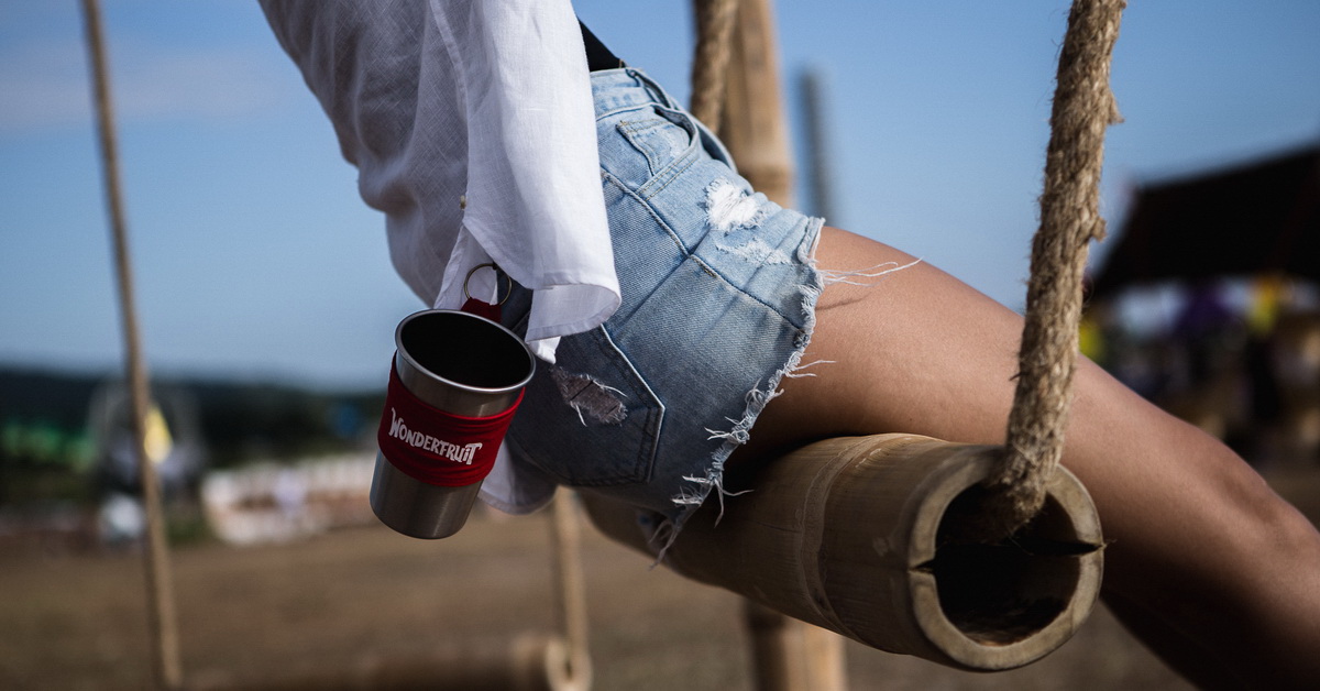 จงพกแก้วของตัวเองมา! กฎใหม่ Wonderfruit ปีนี้ กับการประกาศงดเสิร์ฟแก้วใช้ครั้งเดียวในงานอย่างจริงจัง